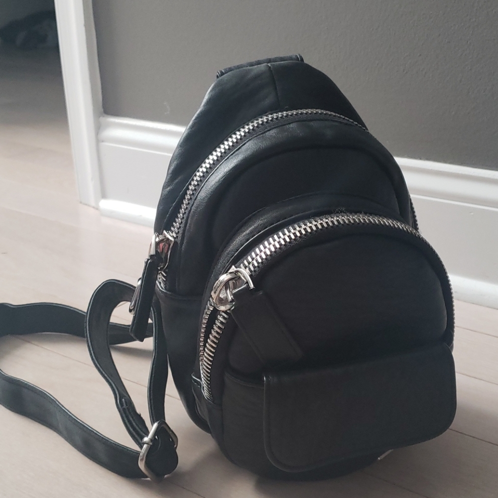 Cross body stylish bag